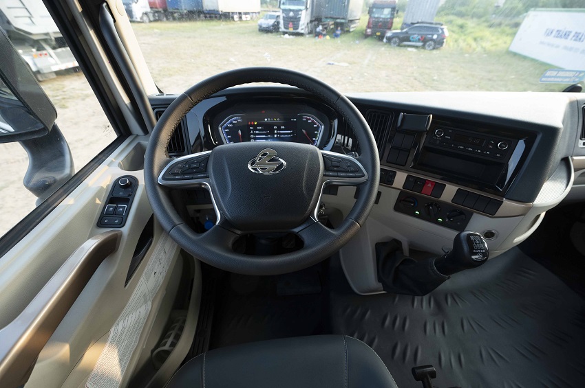 XE ĐẦU KÉO CHENGLONG FLEXX 310HP H5 4x2